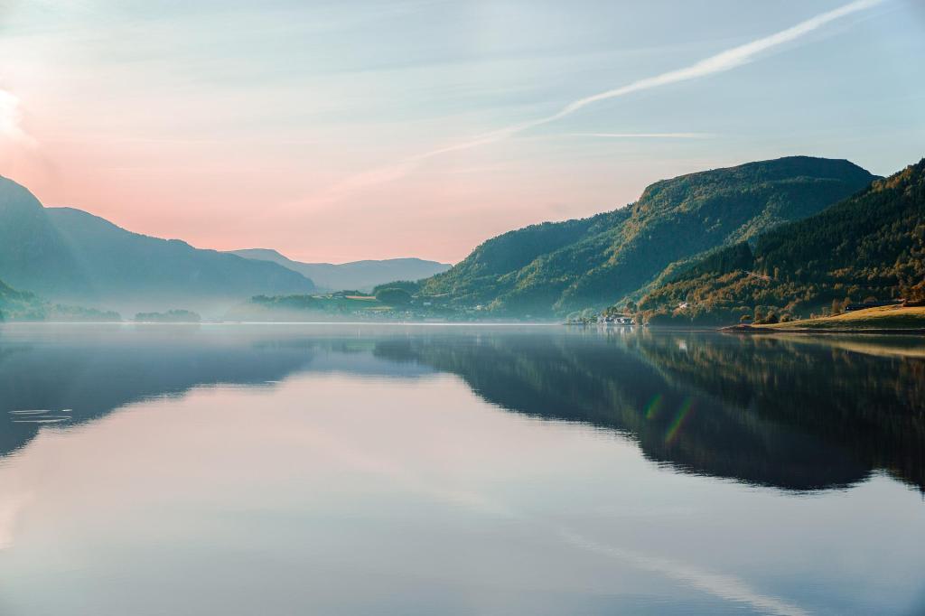 A Lake Cradled in the&nbsp;Mountains